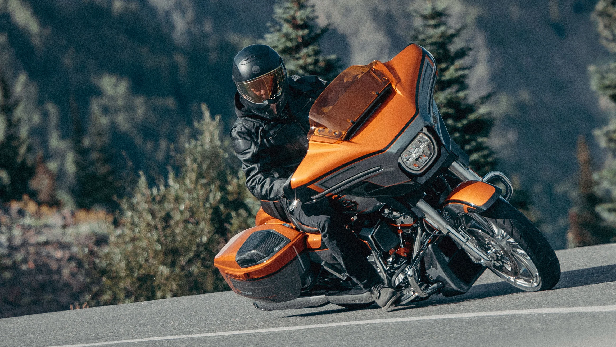 CVO Street Glide Miniatura 5