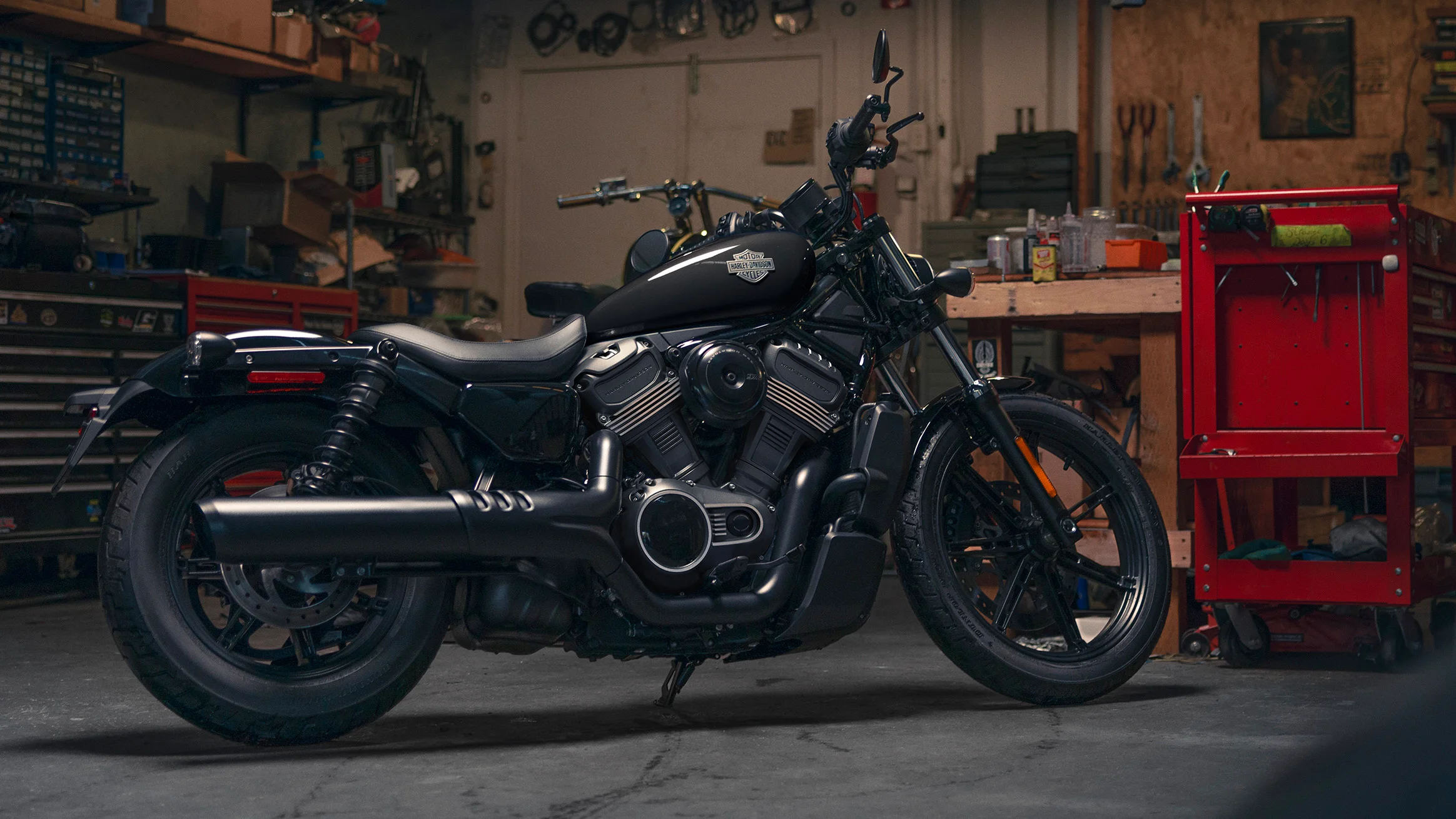 Iron 883